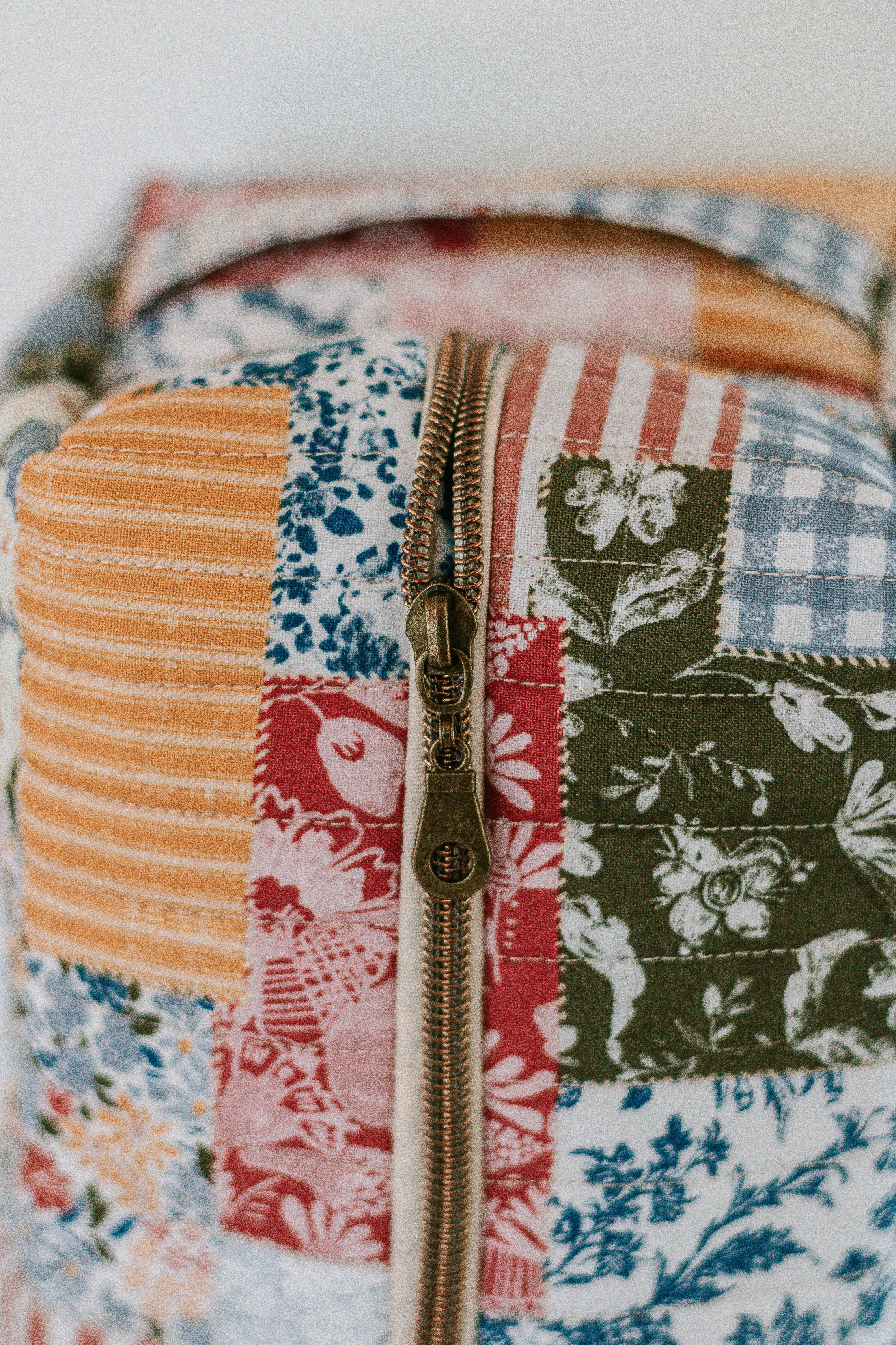 Countryside Florals | Jumbo Quilted Makeup Bag