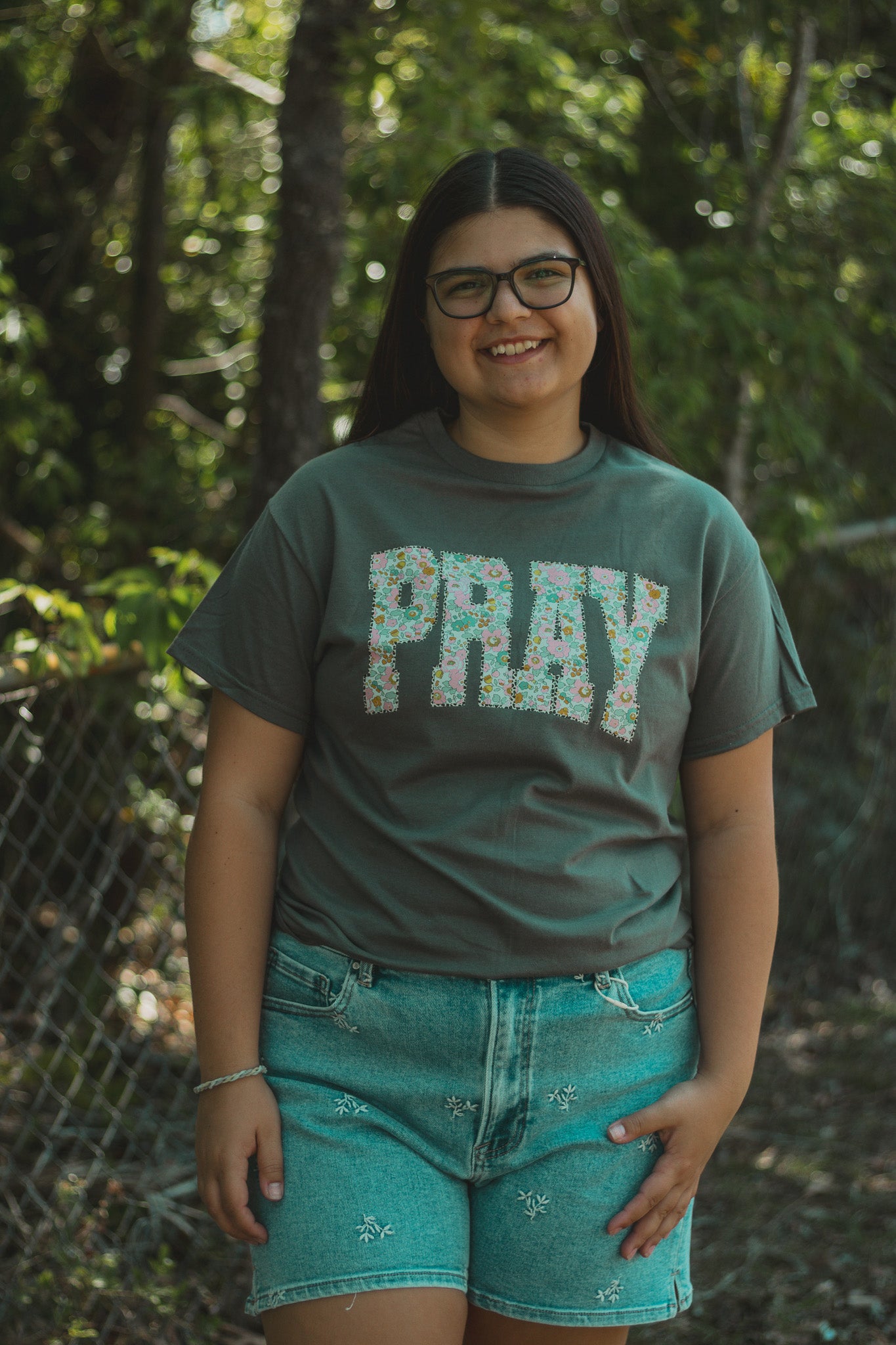 Charcoal Pray Graphic Tee - M