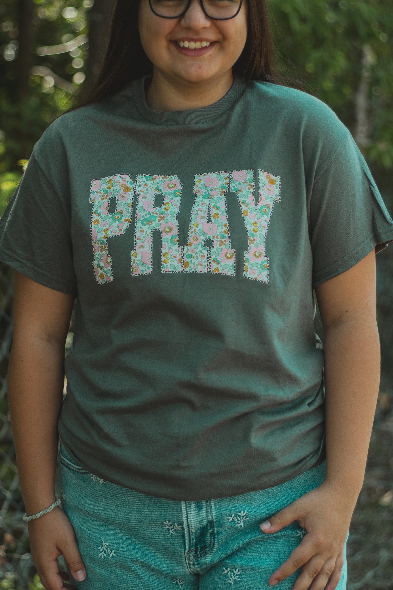Charcoal Pray Graphic Tee - M