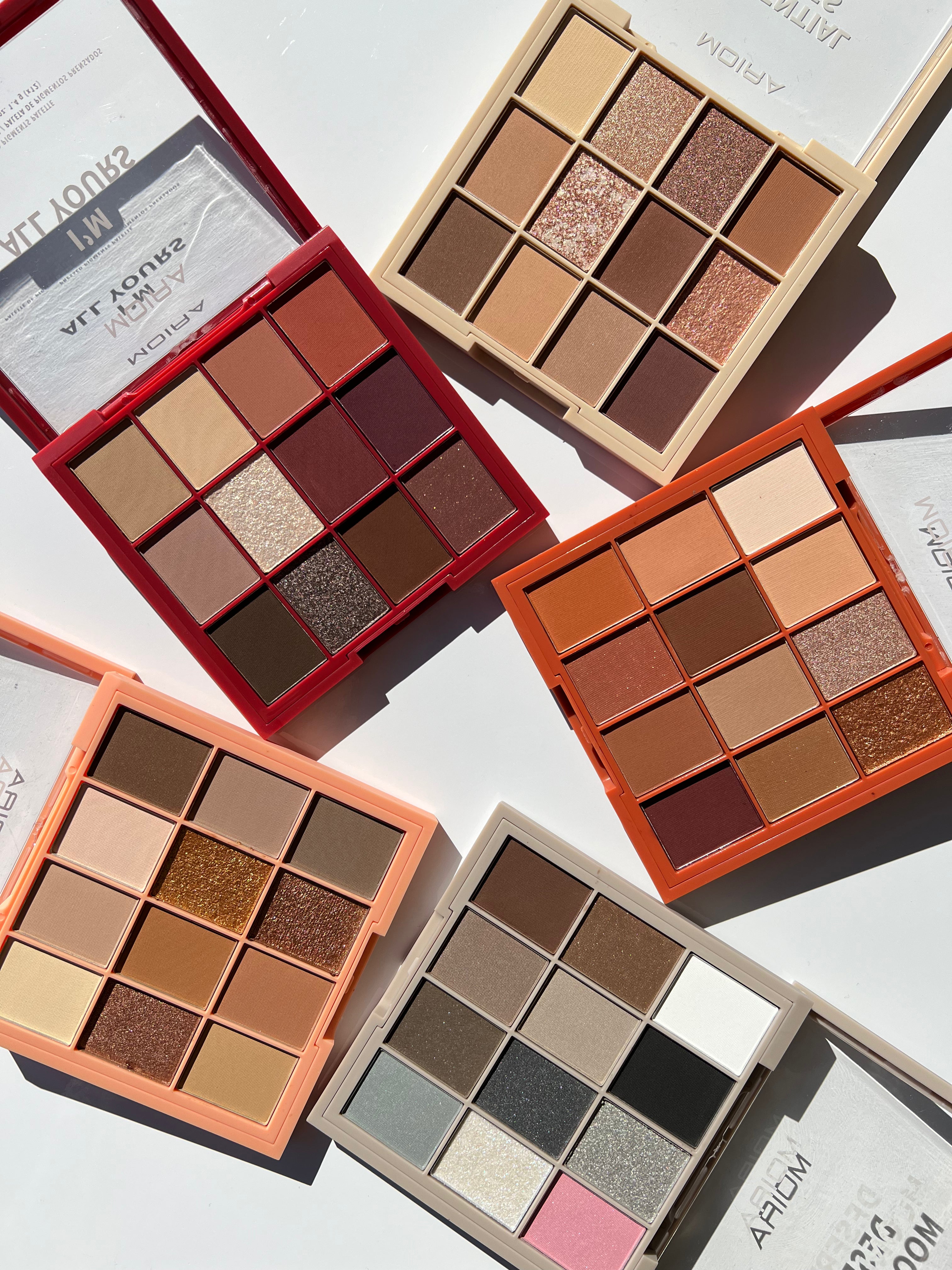 Essential Pressed Pigment Palette