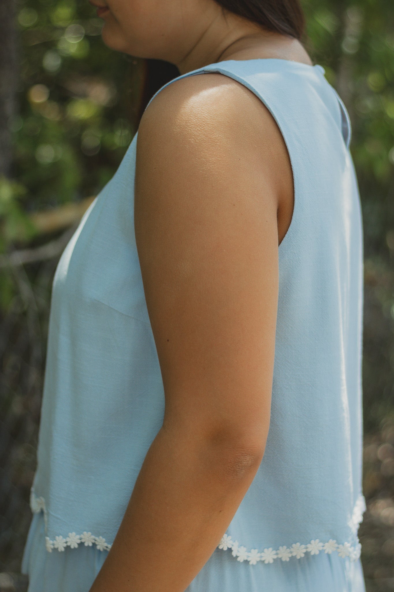 Dally Daisy Linen Top